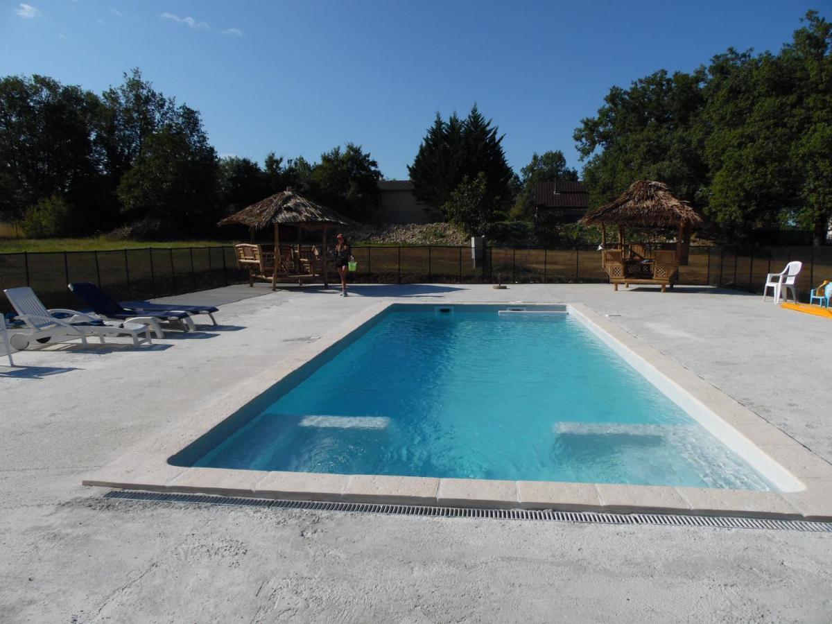 Camping Les Paillotes Payrac Exterior foto